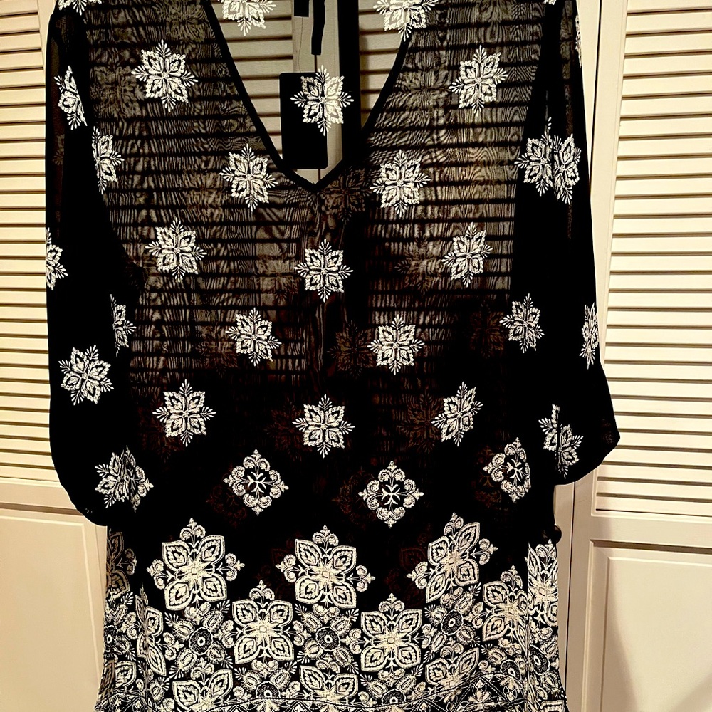 Chic Black and White Floral Coverup